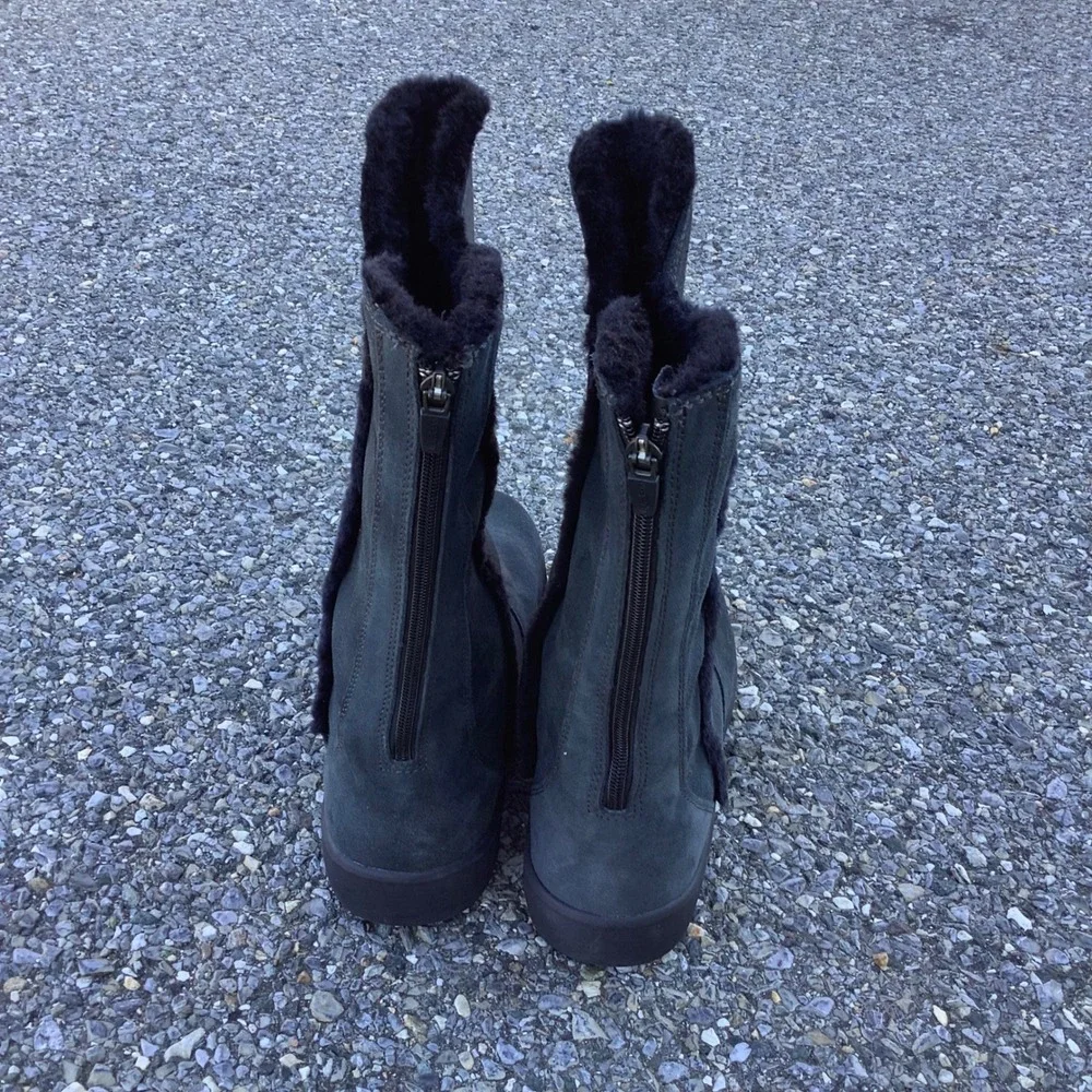 L.L Bean Arctic Grip Primaloft Suede Fur Lined Winter Boots Women Vibram sol Zip